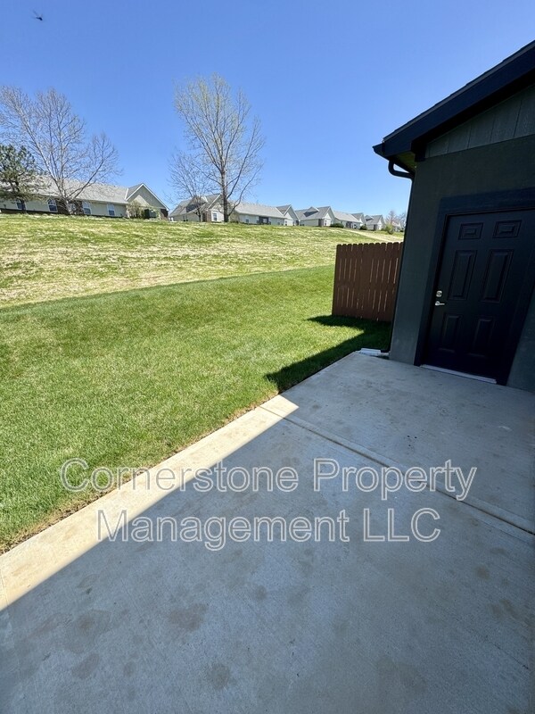 Photo - 8425 Valley Spring Dr