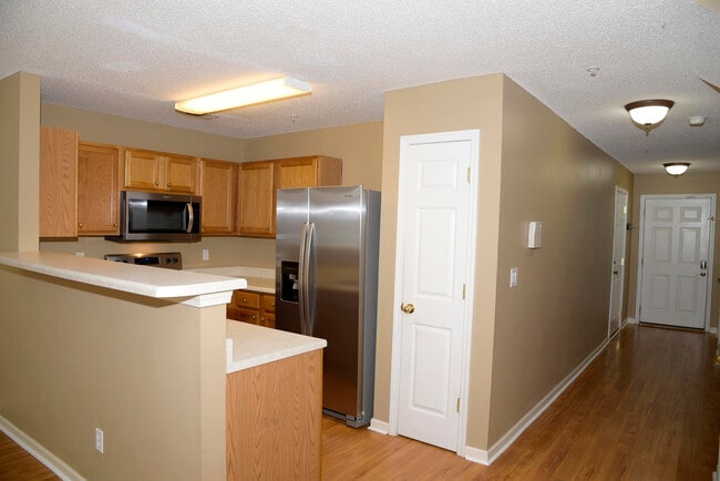 Photo - 406 Crooked Pine Trail