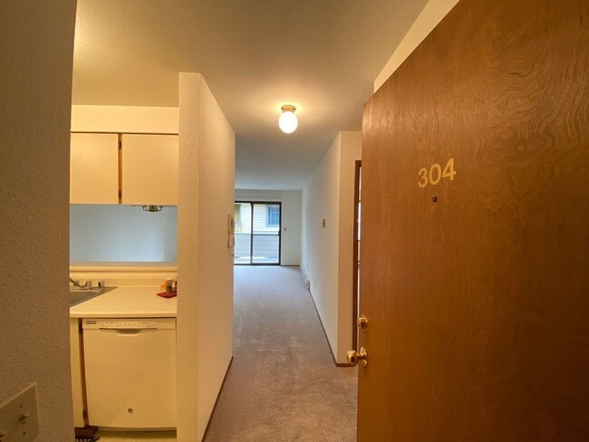 Photo - Shorecrest Apartments