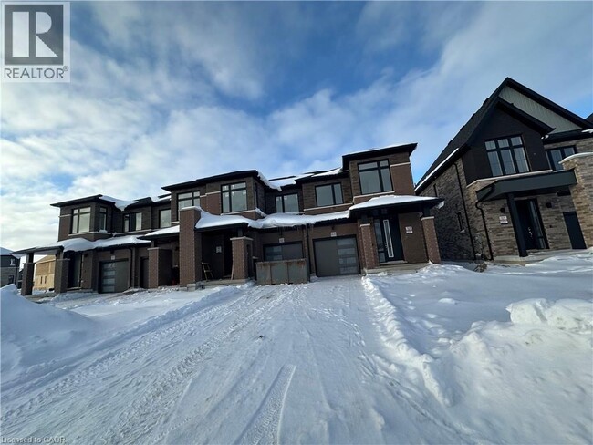 Photo - 63 Manuel St