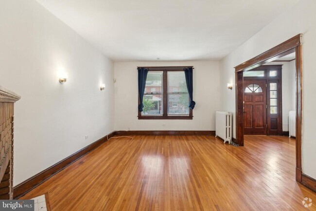 Building Photo - 522 Randolph St NW Rental