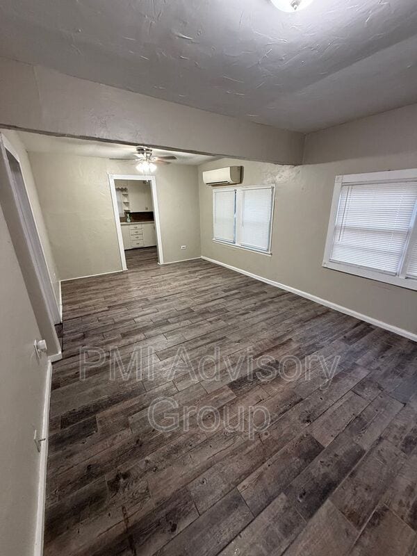 Photo - 308 Chestnut St