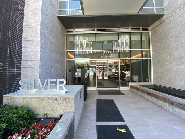 Photo - 6333 Silver Av