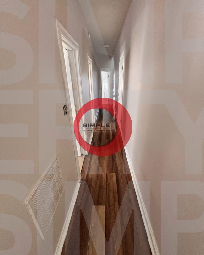 Photo - 228 N 4th St Unidad Apartment 2