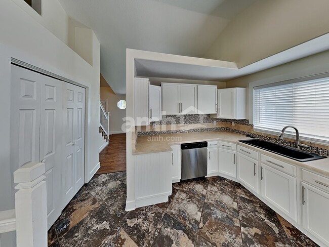 Photo - 5806 S Stone Flower Way