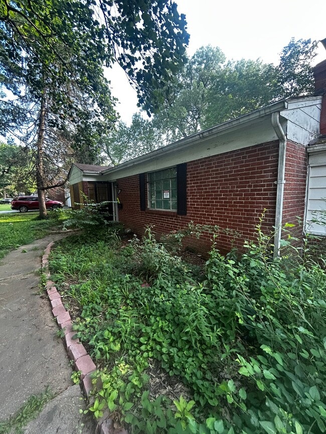 Photo - 529 Ford Dr