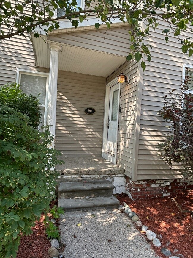 Photo - 99 Clinton St