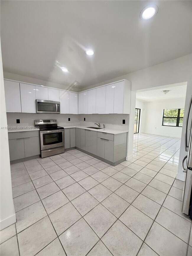 Photo - 11821 SW 185th Terrace