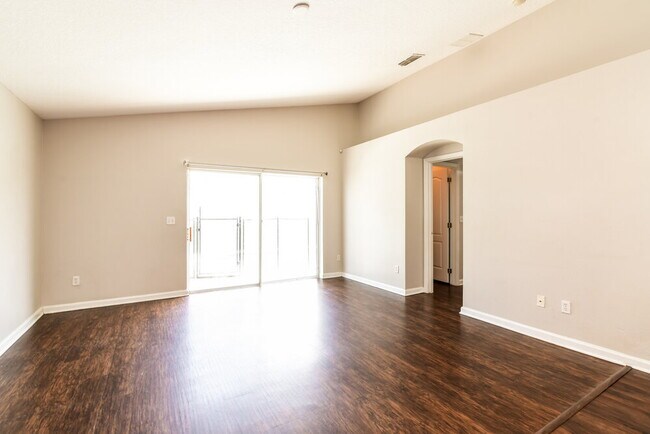 Photo - 3048 Merlot Way