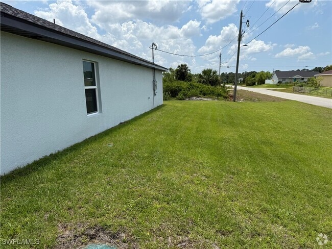 Building Photo - 3113 74th St W Rental