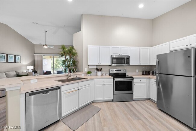 Photo - 10135 Colonial Country Club Blvd Unidad 1208