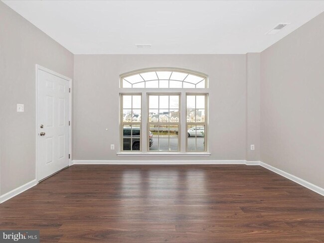 Photo - 10020 Beerse St