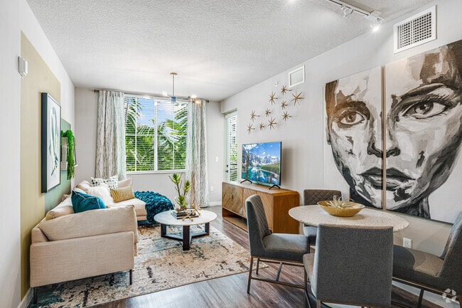 2BR, 2BA - 1,074 SF