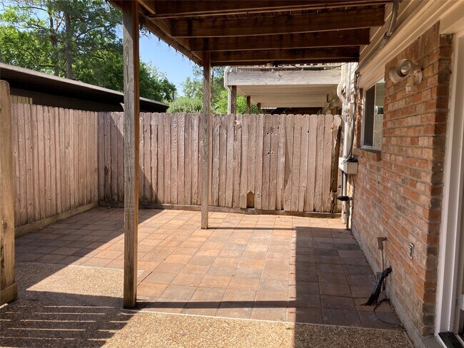 Photo - 881 Wax Myrtle Ln