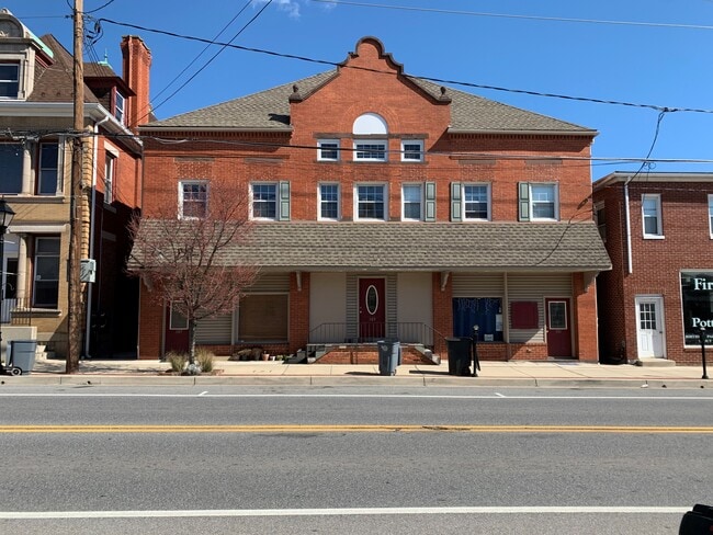 Building Photo - 109 E Baltimore St Unit #1