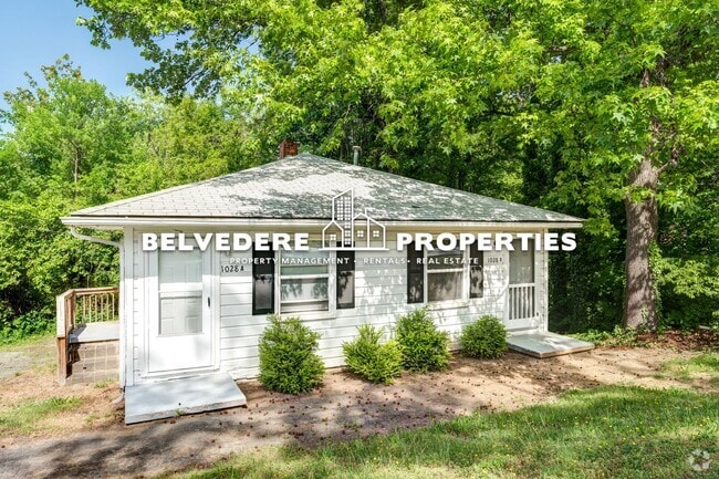 Building Photo - 1028 Asheboro St Rental