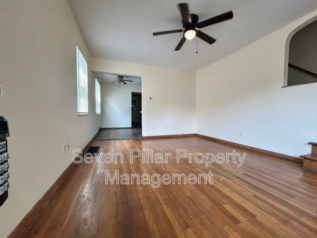 Photo - 323 S Napoleon Ave