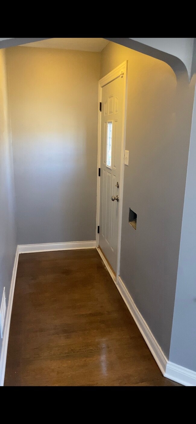 Building Photo - 6401 S Talman Ave Unit Apt #1
