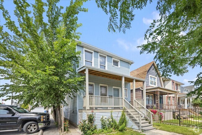 Building Photo - 3616 N Kedzie Ave Unit 1 Rental