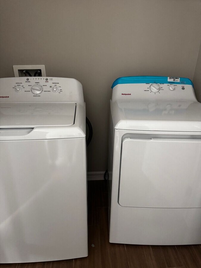 Photo - 705 Sparrow Rd Unit #4