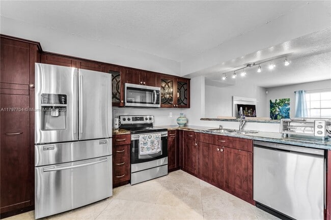 Photo - 349 Virginia St Townhome