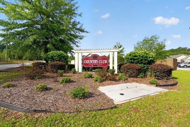 Photo - Country Club Cottages