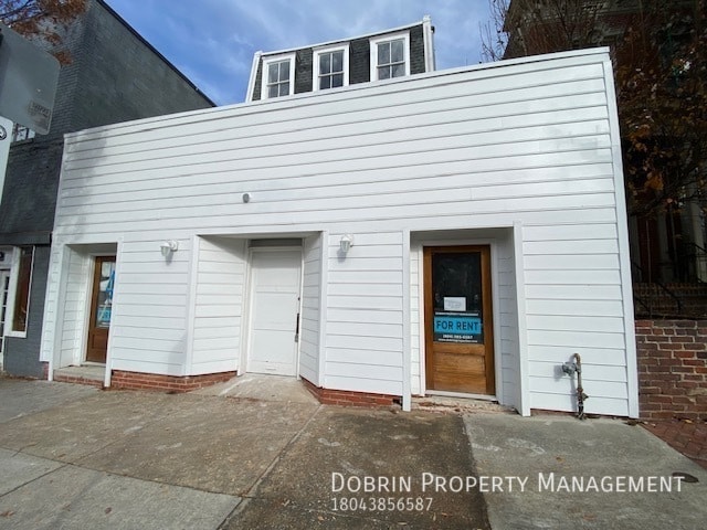 Building Photo - 4 W Cary St Unit 1