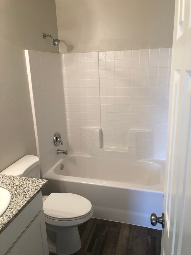 Photo - 1628 Paige Dr