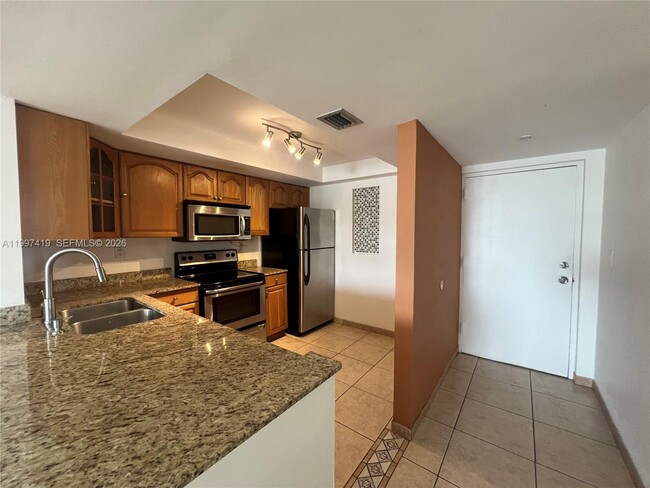 Photo - 7125 Bay Dr Unit 301