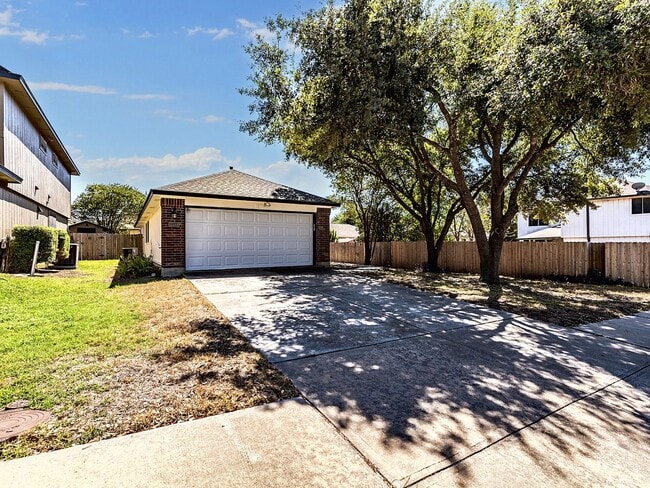 Photo - Cozy 3-Bedroom, 2-Bath Solar-Powered Home with New Appliances & Fenced Backyard