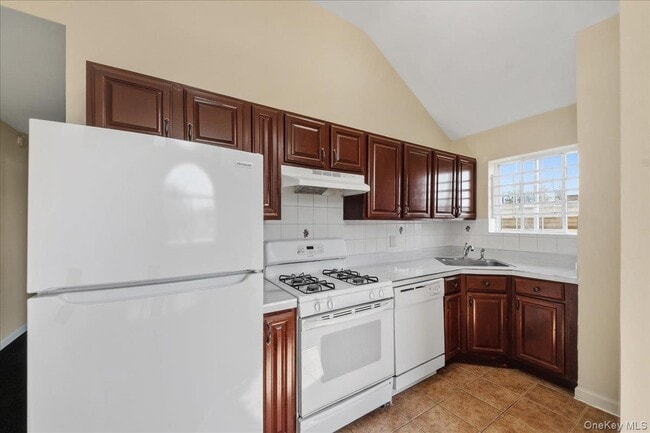 Photo - 2948 Wickham Ave Unit 2