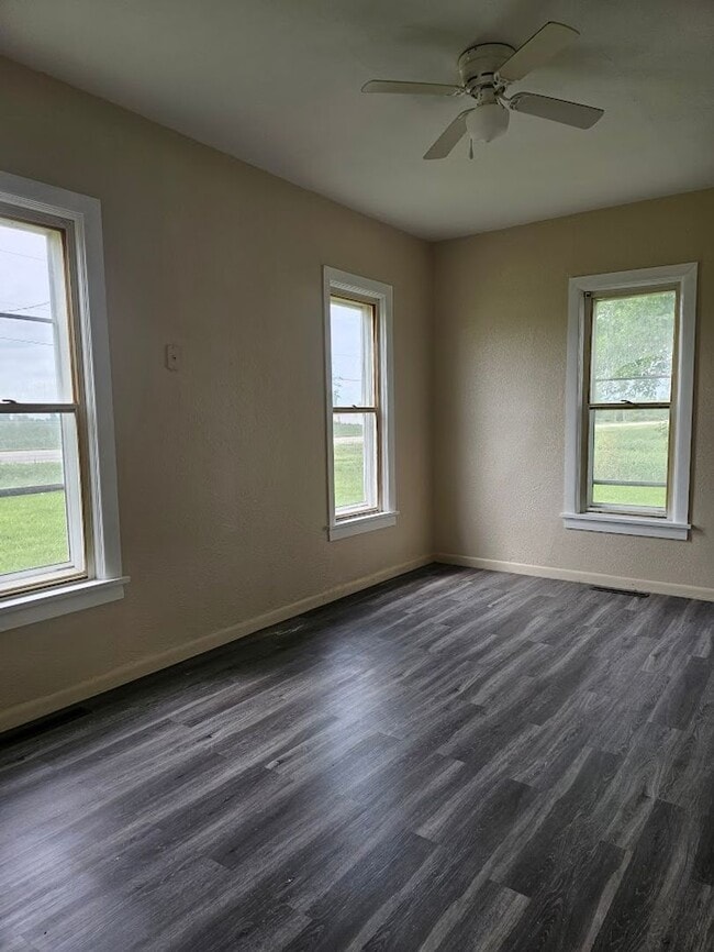 Photo - Three Bedroom One Bath House in the Country