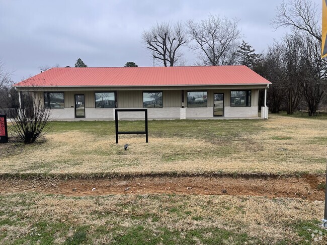 Building Photo - 479 Quitman St Unit 100 Rental