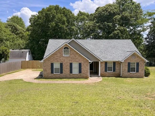 Building Photo - 39 Brenda Ellen Dr