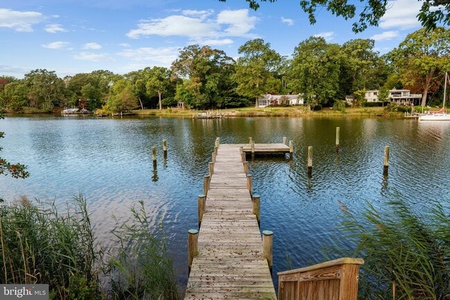 Photo - 1576 Bay Head Rd