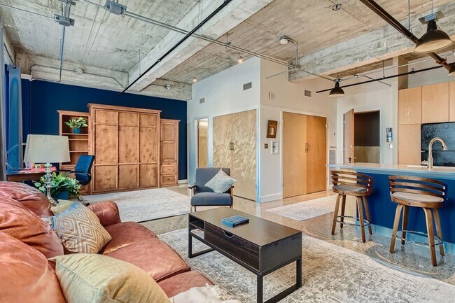 Photo - Furnished and Fabulous! Unit 6E