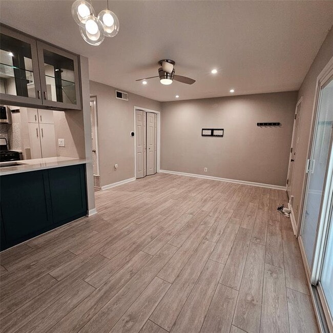 Photo - 7801 Shoal Creek Blvd Unit 146