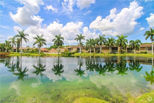 Building Photo - 1020 Palm View Dr Unit C104 Rental