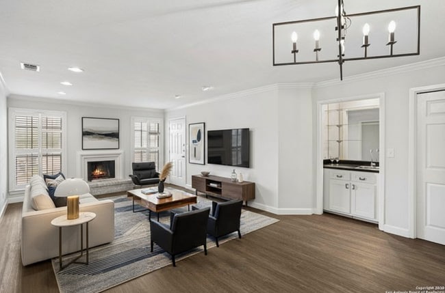 Photo - 2611 Eisenhauer Rd