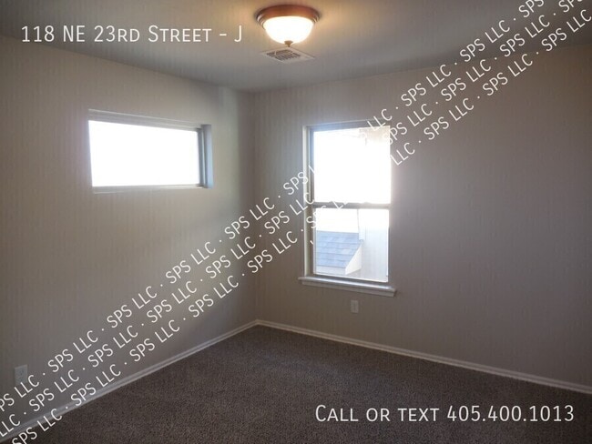 Photo - 118 NE 23rd St Unit J