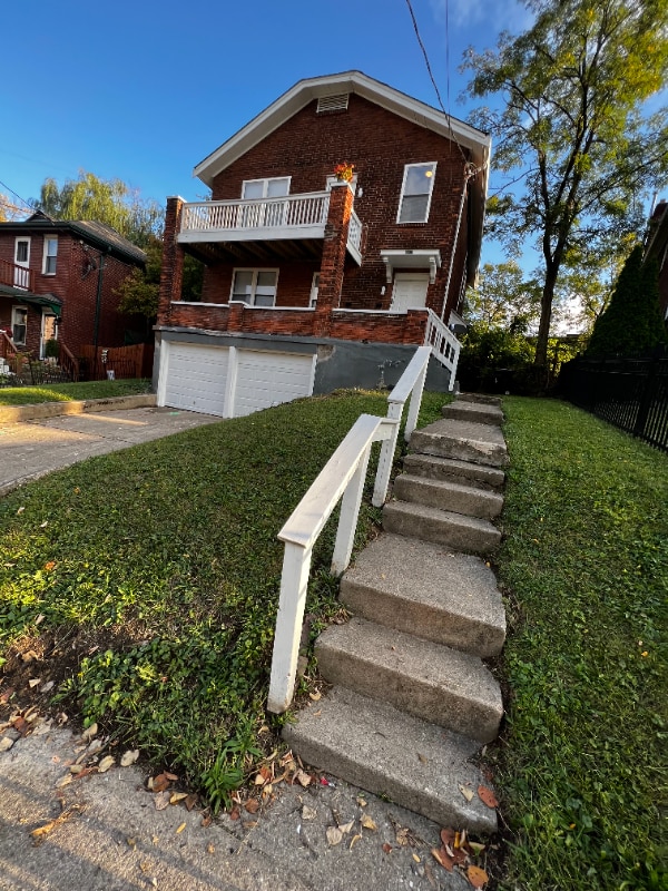 Building Photo - 993 Cleveland Ave