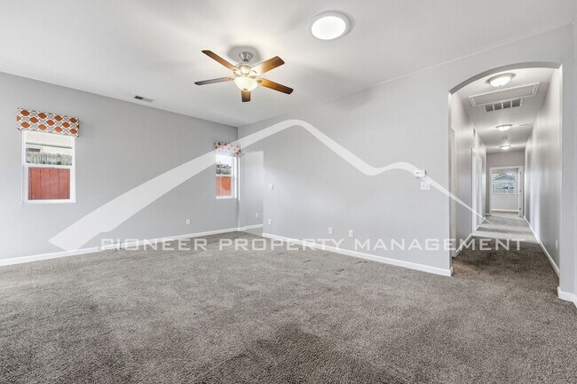 Photo - Charming Home with Storage Shed and Washer/Dryer