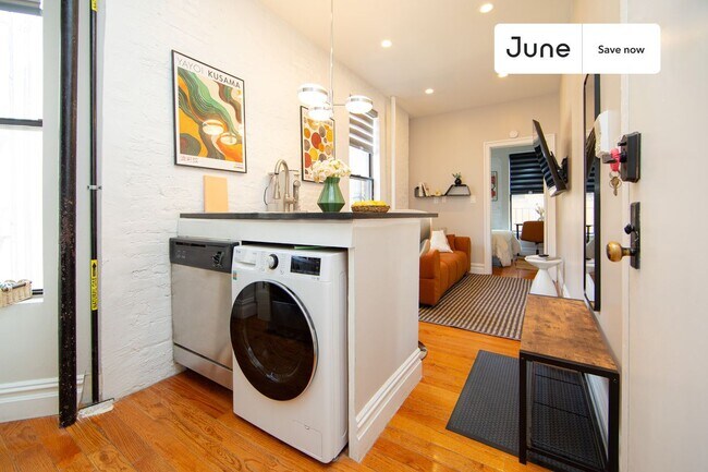 826 9th Ave Unit 5RN