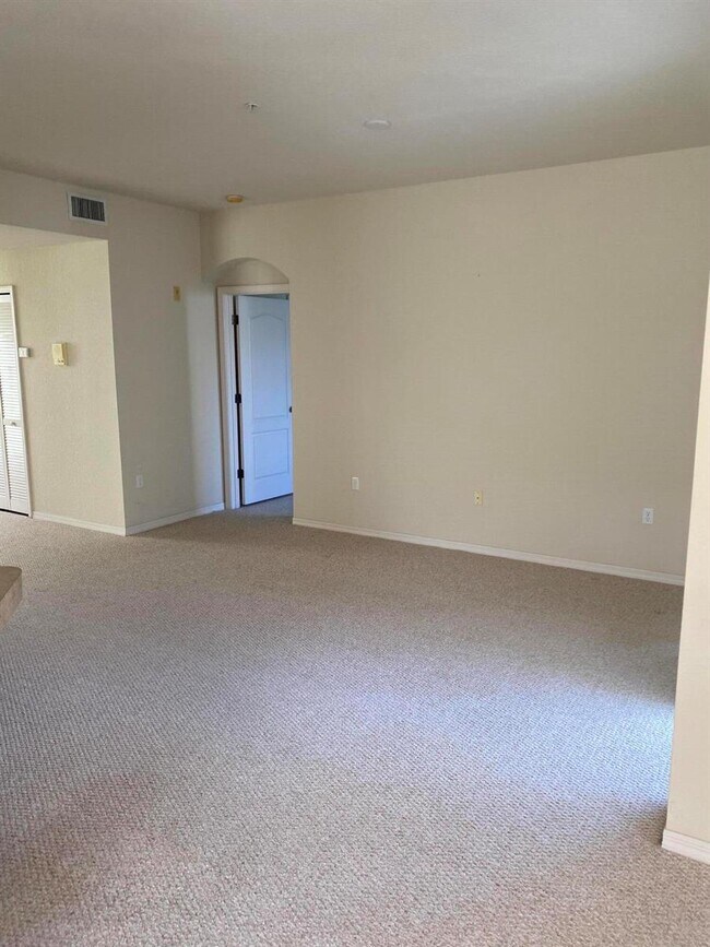 Photo - 11015 Legacy Ln Unit 11015