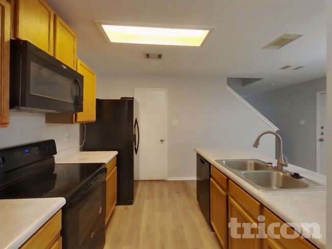 9510 Kenton Hill