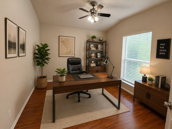 Photo - 387 Paddington Dr