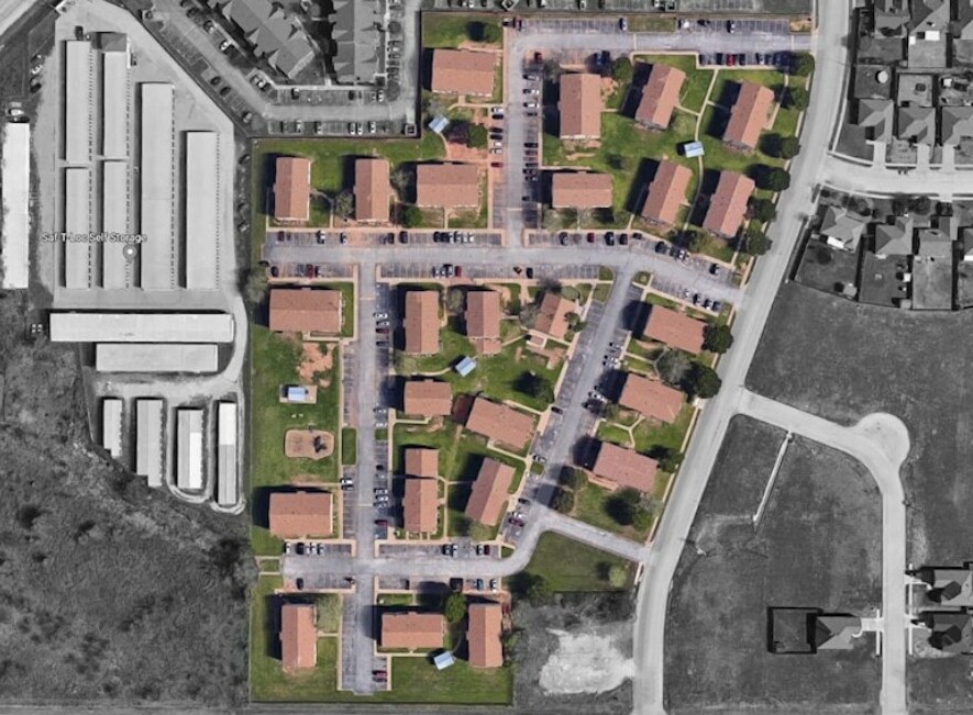 Highpoint Village I & II - Highpoint Village I & II Apartments