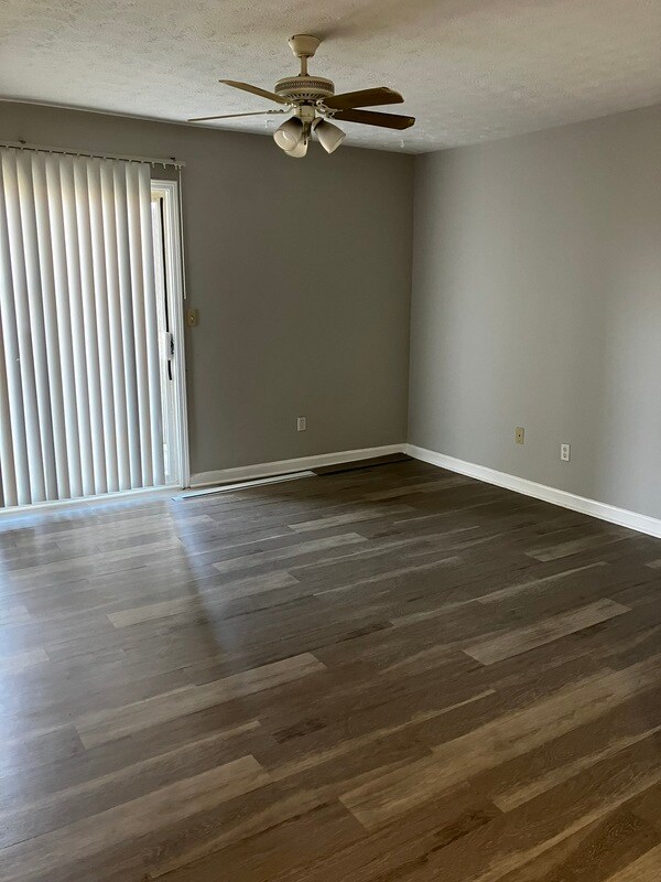 4109 Blue Lick Ct Condo Unit 1 Condo for Rent in Louisville, KY