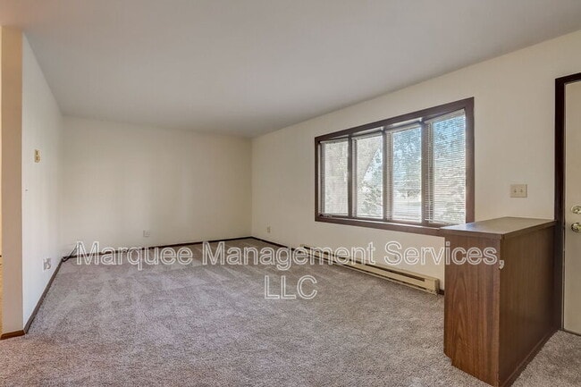 Photo - South Bird Street - 416