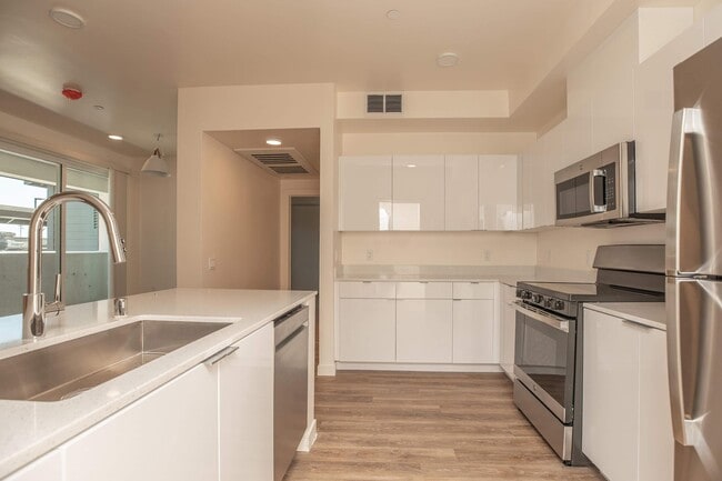 1x1 Kitchen